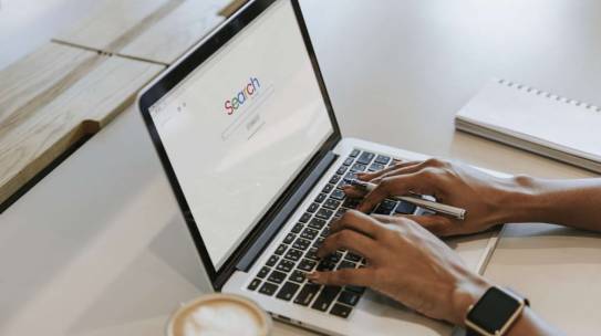 Google: Référencement payant ou naturel???